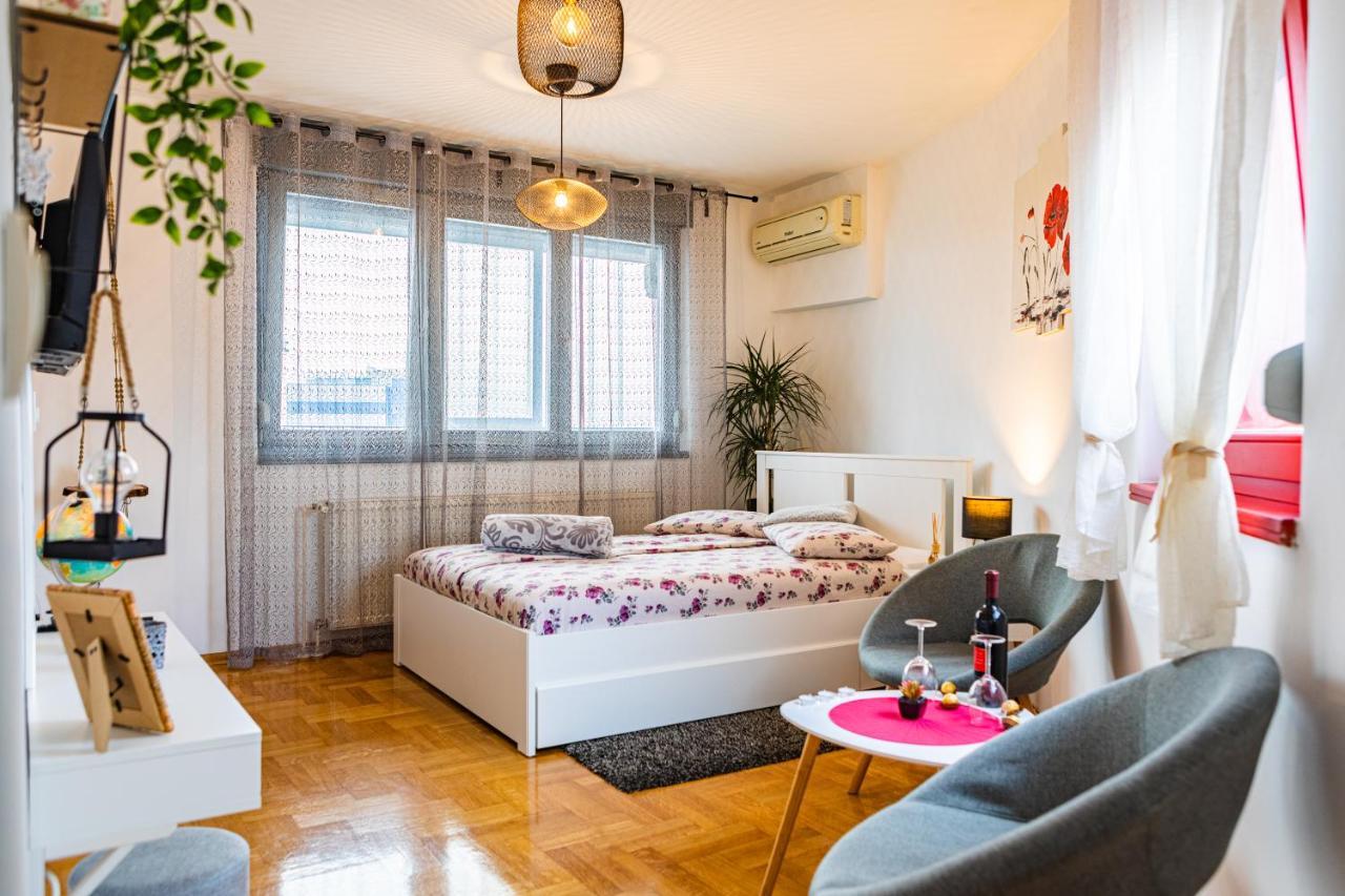 Flexible Selfcheckins 15 & 19 - Zagreb - Garage - Loggia - New - Apartments Repinc Buitenkant foto