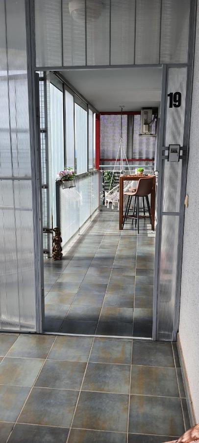 Flexible Selfcheckins 15 & 19 - Zagreb - Garage - Loggia - New - Apartments Repinc Buitenkant foto